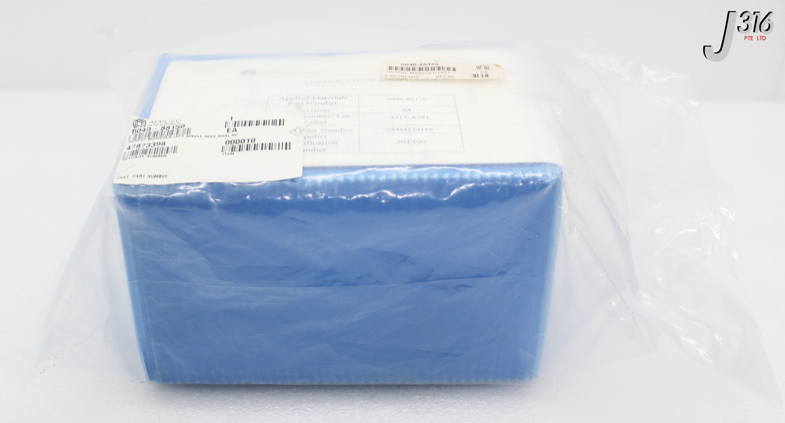 C3840 APPLIED MATERIALS OUTPUT MANF, LEFT, SINGLE HOLE, DUAL RP